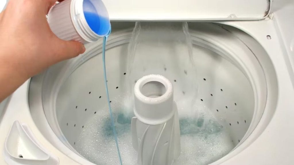 How to Use Bleach in Washing Machine Top Loader