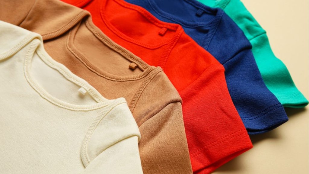 How to Wash Colored Clothes in Washing Machine