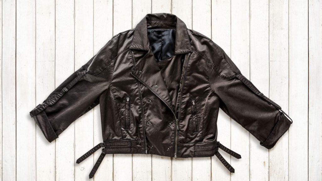 How to Wash Faux Leather Jacket in Washing Machine