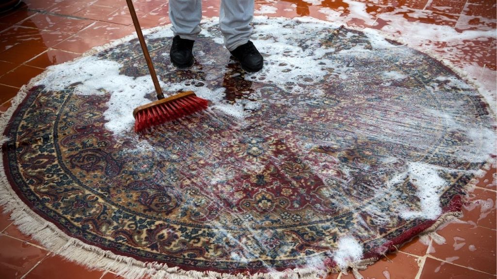 How to Wash Rubber Backed Rugs in Washing Machine