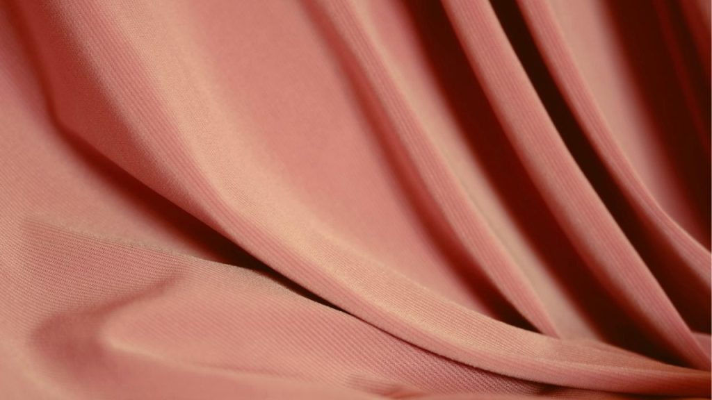 How to Wash Velvet in Washing Machine