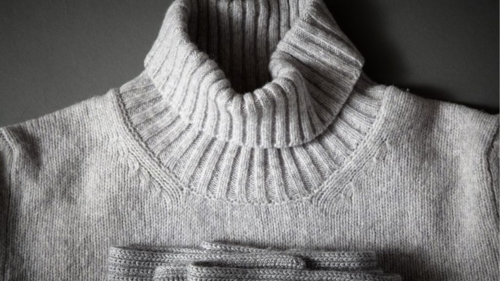 How to Wash a Wool Sweater in the Machine