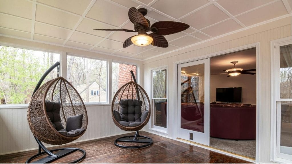 How to Stop Ceiling Fan From Squeaking