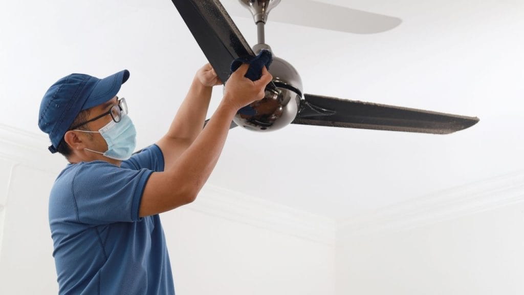How to Run Ceiling Fan in Winter
